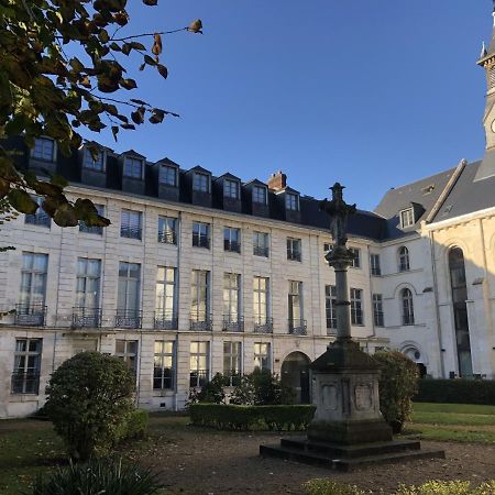 Superbe T2 Avec Vue Sur Cour - Rouen Centre Appartement Buitenkant foto